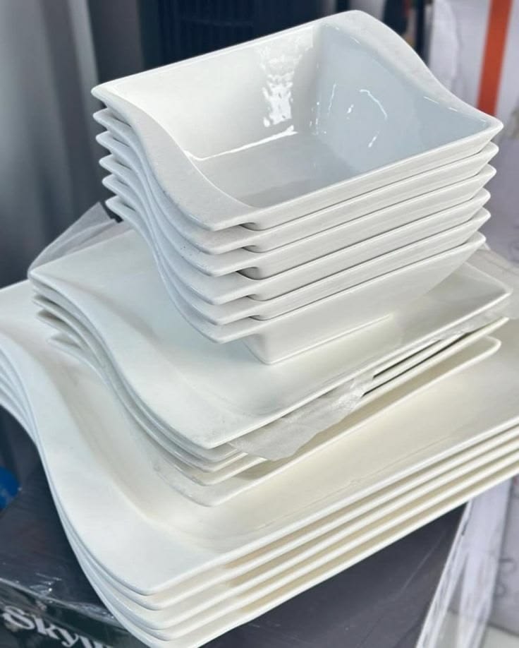 Cutlery set and Plates